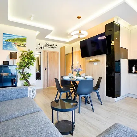 Greeneri Park By Baltic Apartment