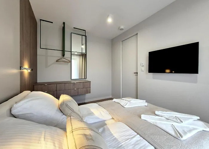 Greeneri Park By Baltic